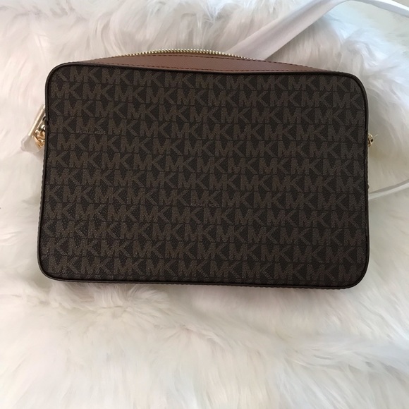 Michael Michael Kors Jet Set Large East West Crossbody - Picture 2 of 2